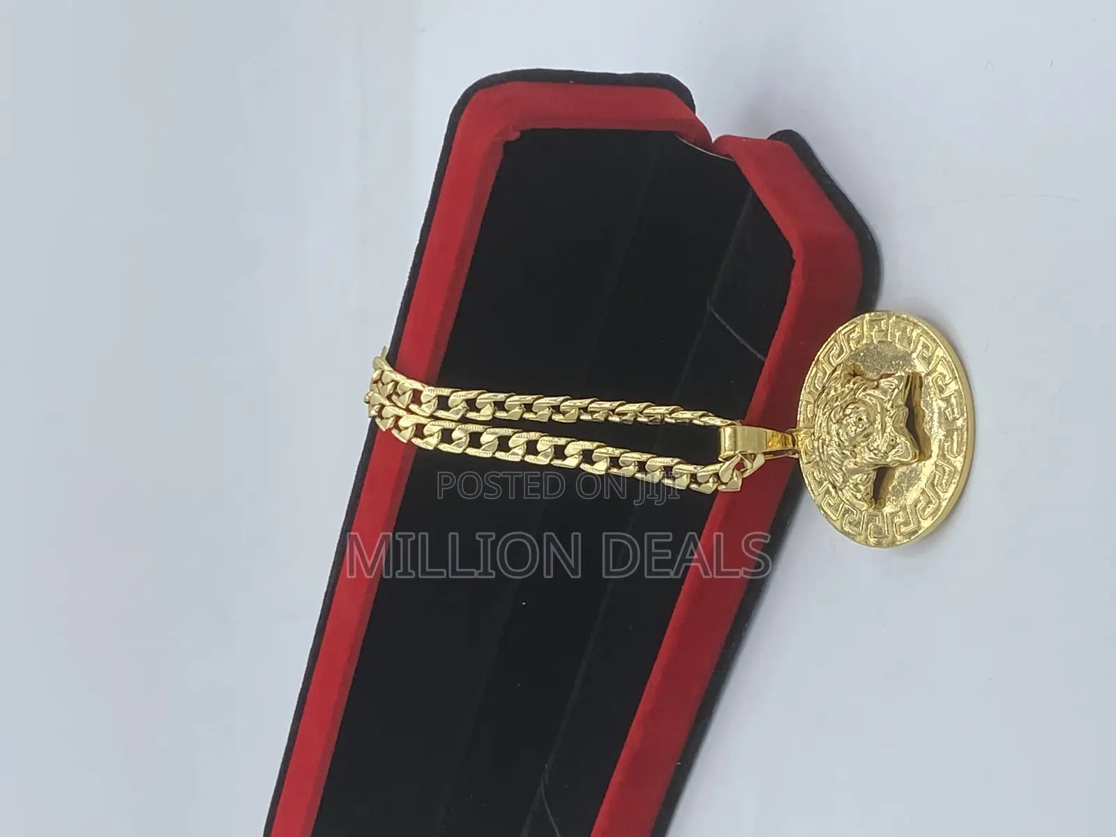 Stylish Steel Men’S Neckpiece N Pendant Gold