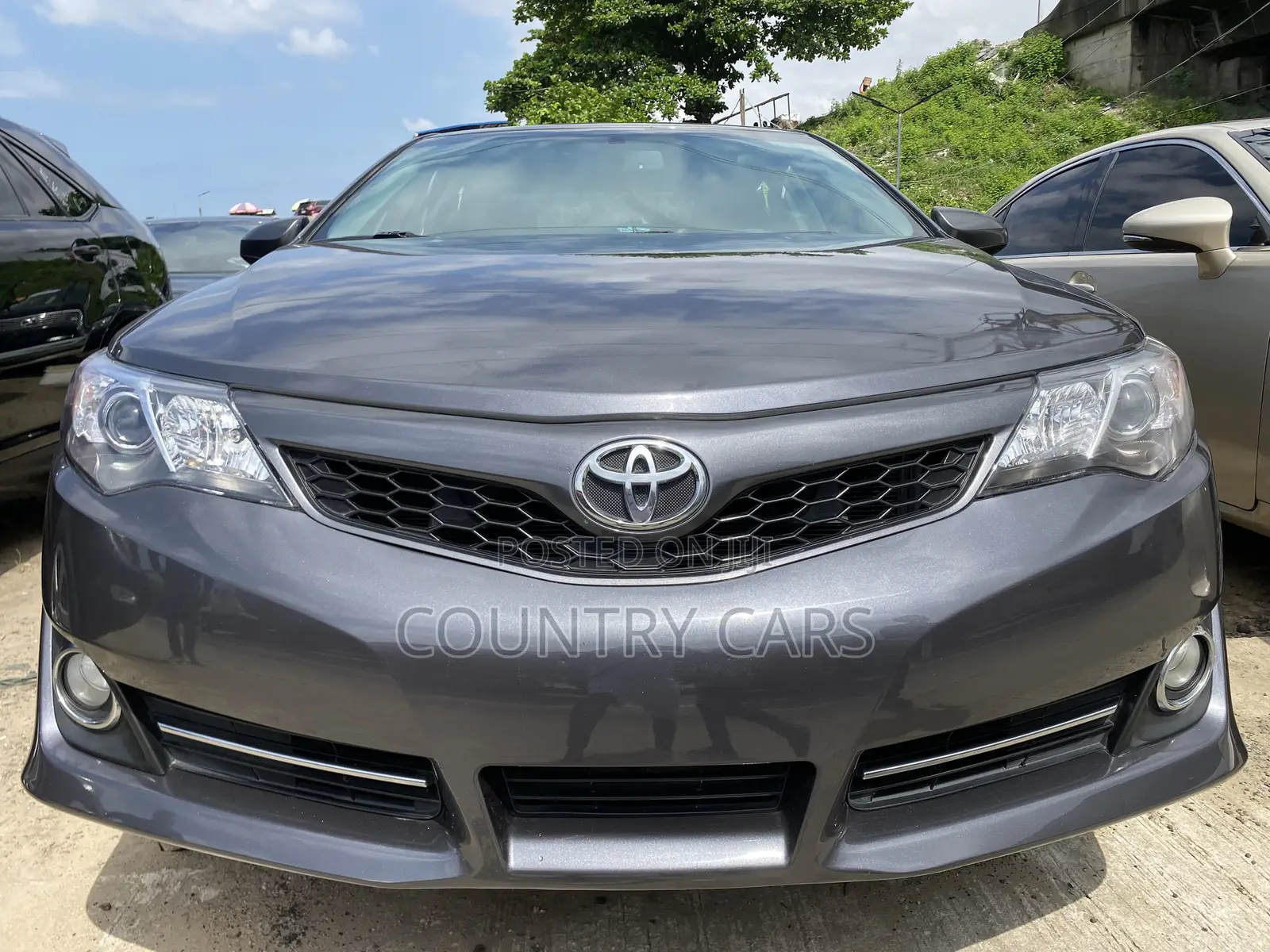 Toyota Camry 2014