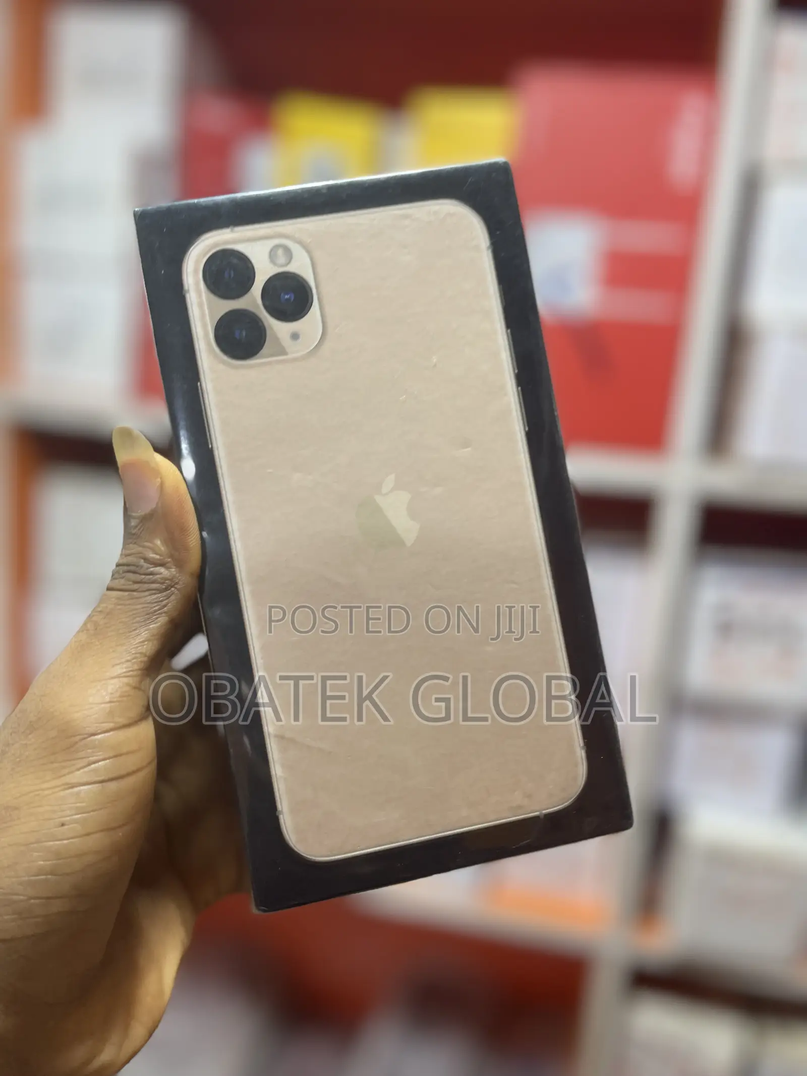 New Apple iPhone 11 Pro Max 256 GB Gold