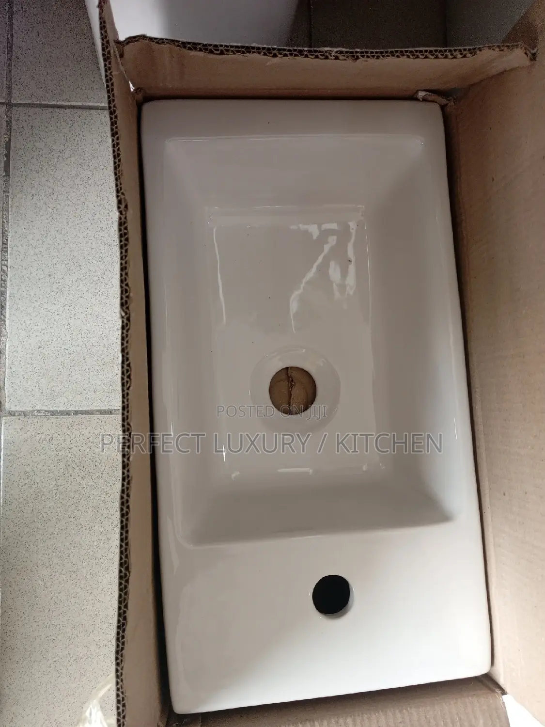 Wall Hung Wash Hand Basin