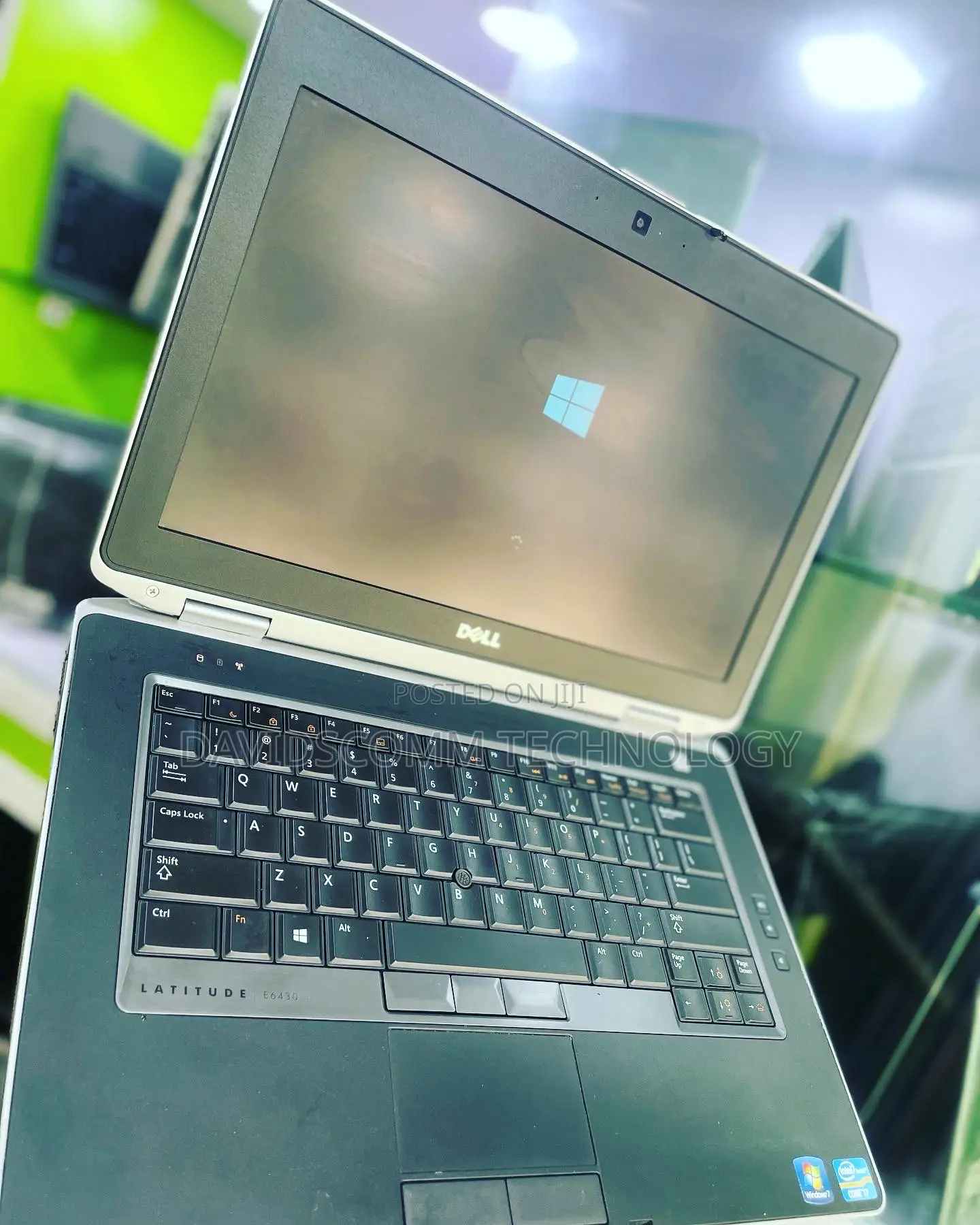 Laptop Dell Latitude E6420 8GB Intel Core i7 SSD 256GB