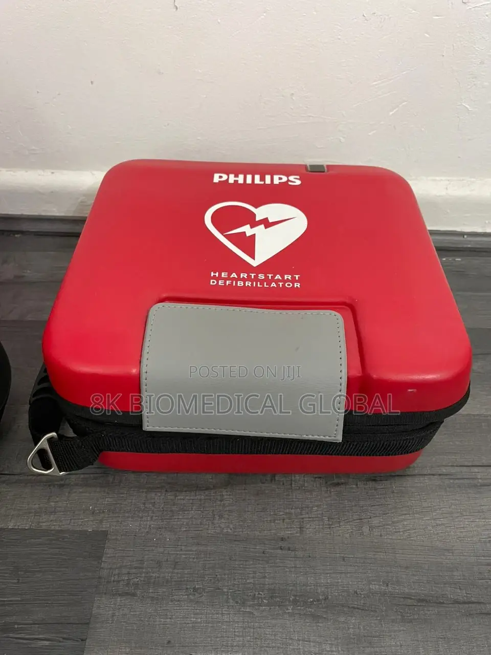 UK Used Philips Heartstart FR3 With, Pad, Battery Case
