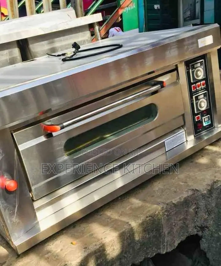 One Deck 2 Trays Gas Oven