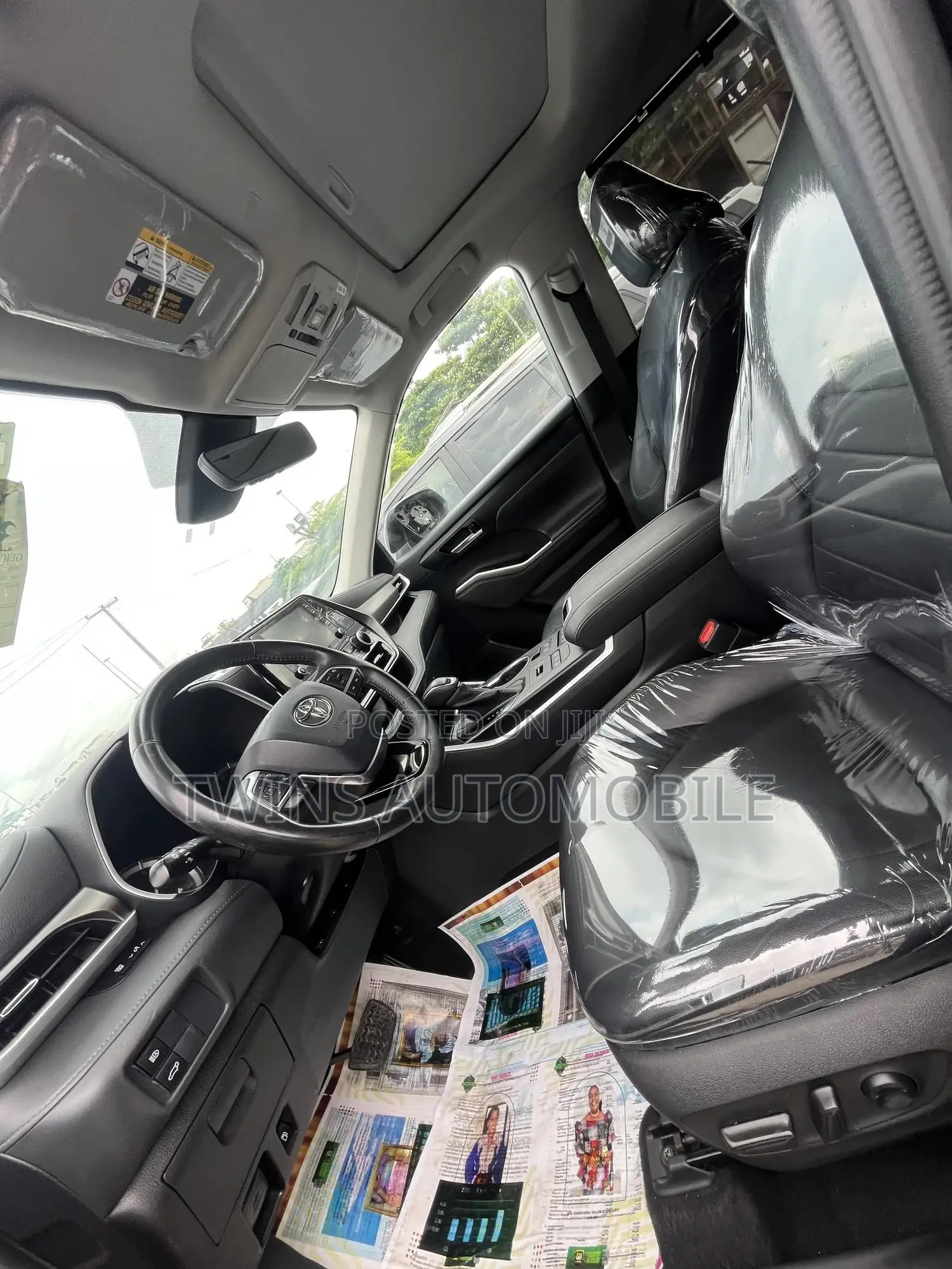 Toyota Highlander XLE 2021 Gray