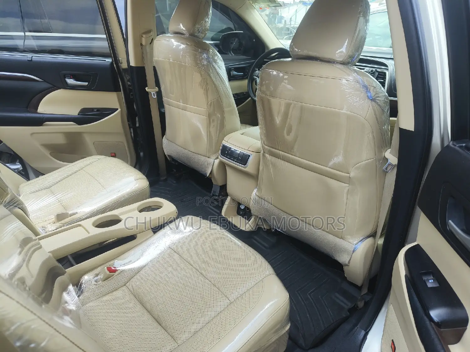 Toyota Highlander 2017 Gold