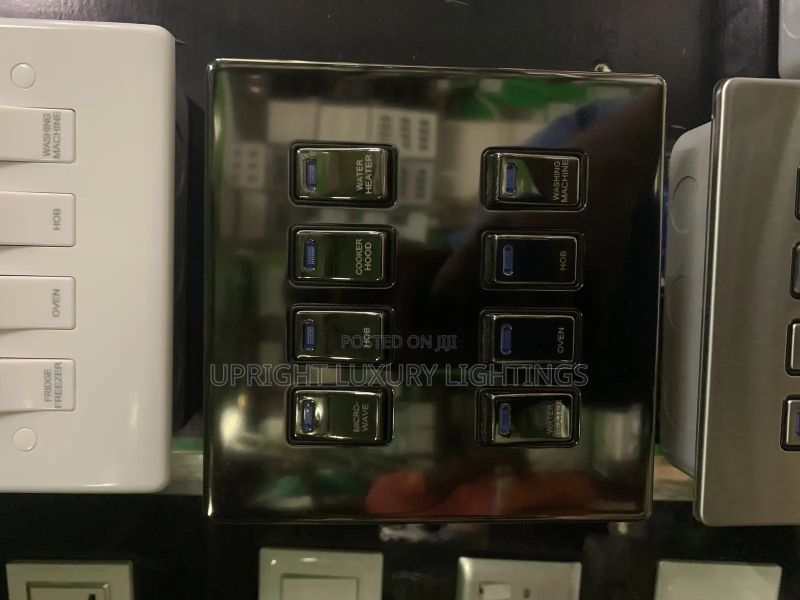 8gang Sockets (Black)