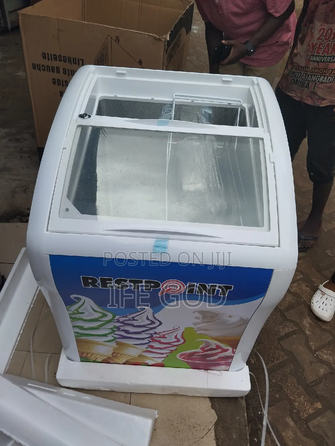 Original Restpoint Showcase Freezer 250litters 100%Copper