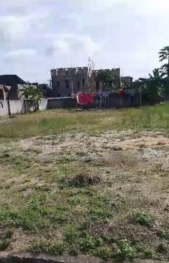 For Sale : 2 Plots at CEDARWOOD Estate , Off Sars Road, Ph