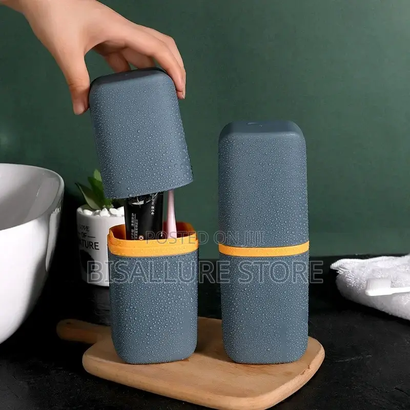 Portable Tooth Brush Holder With Cover