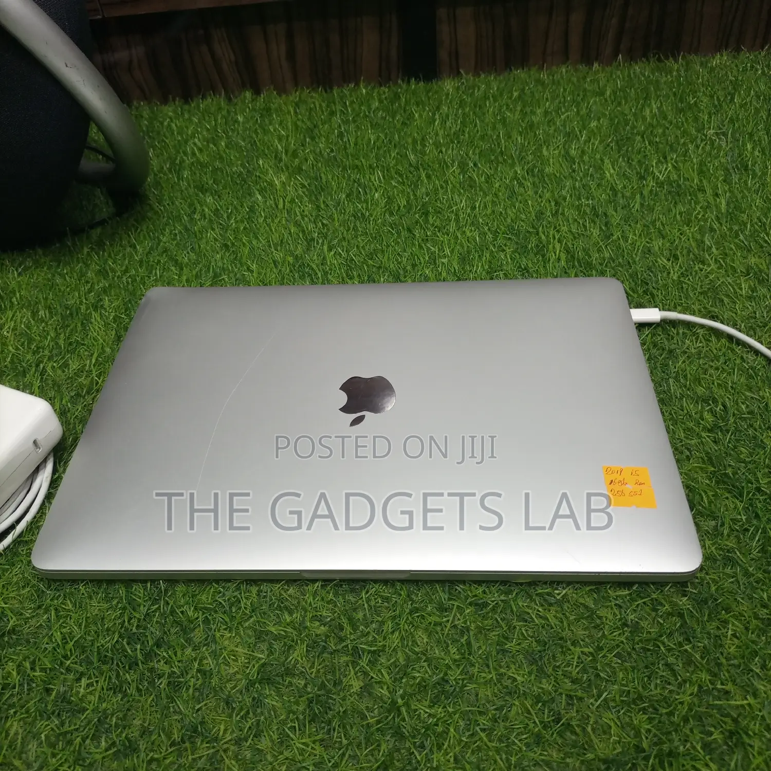 Laptop Apple MacBook Pro 2018 16GB Intel Core i7 SSD 500GB
