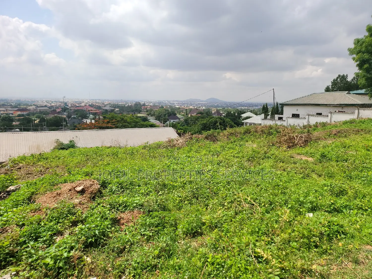 1000sqm Land for Sale at Karu at a Very Good Location for 20M