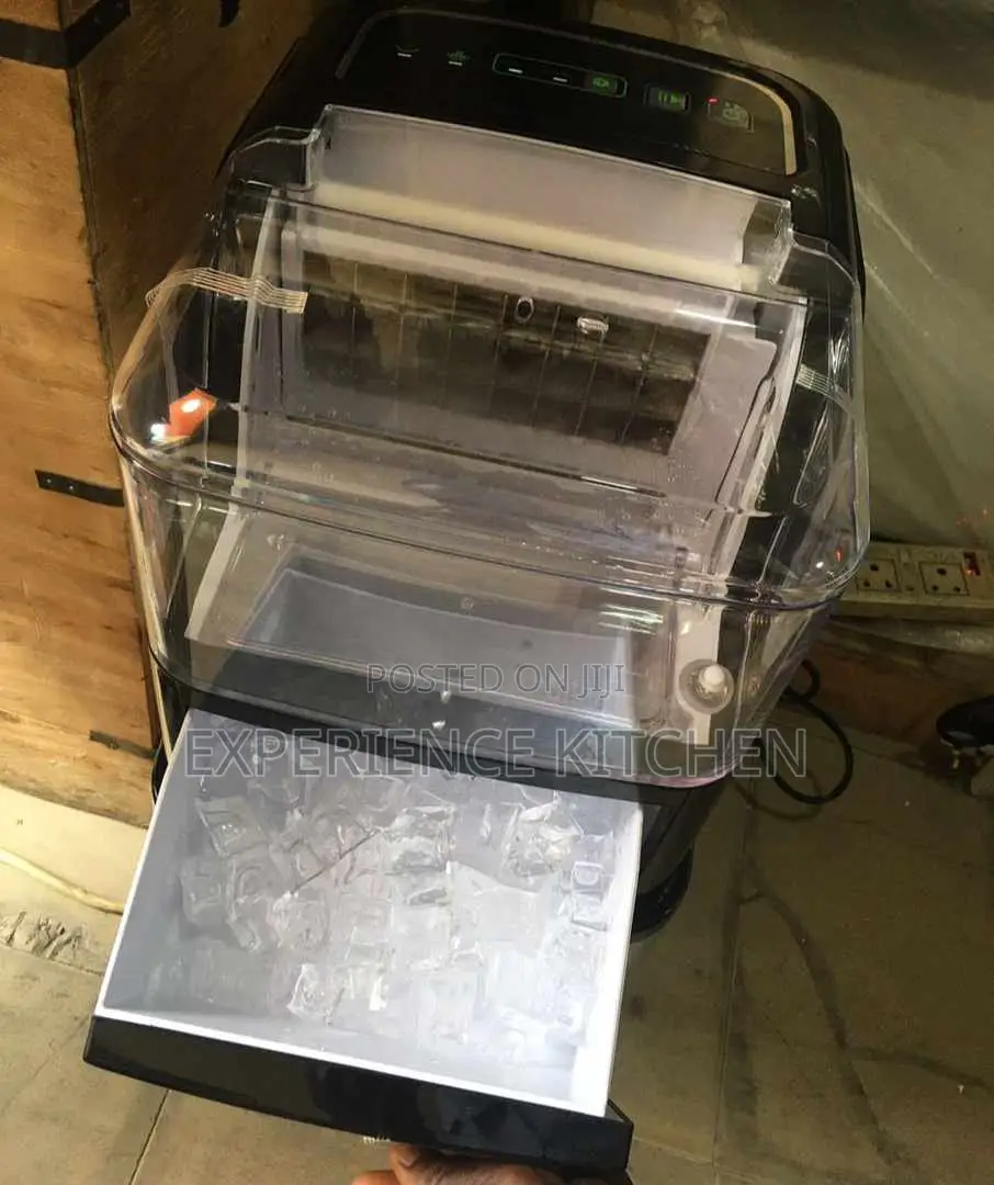 24 Cubes Ice Cube Machine