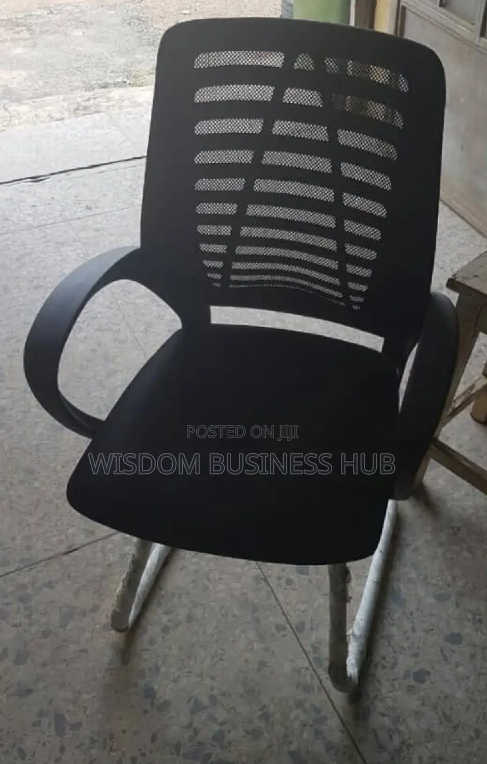 Office Chair (Visitors' Chair)