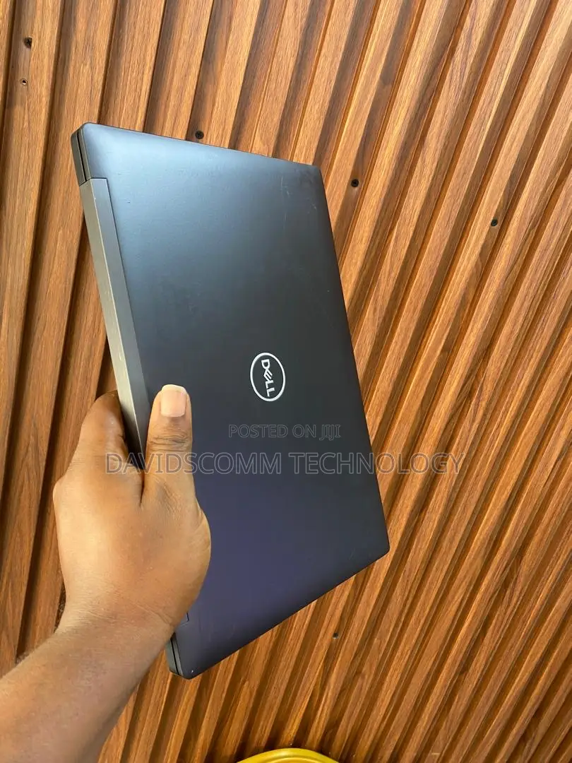 Laptop Dell Latitude 7490 16GB Intel Core i7 SSD 256GB