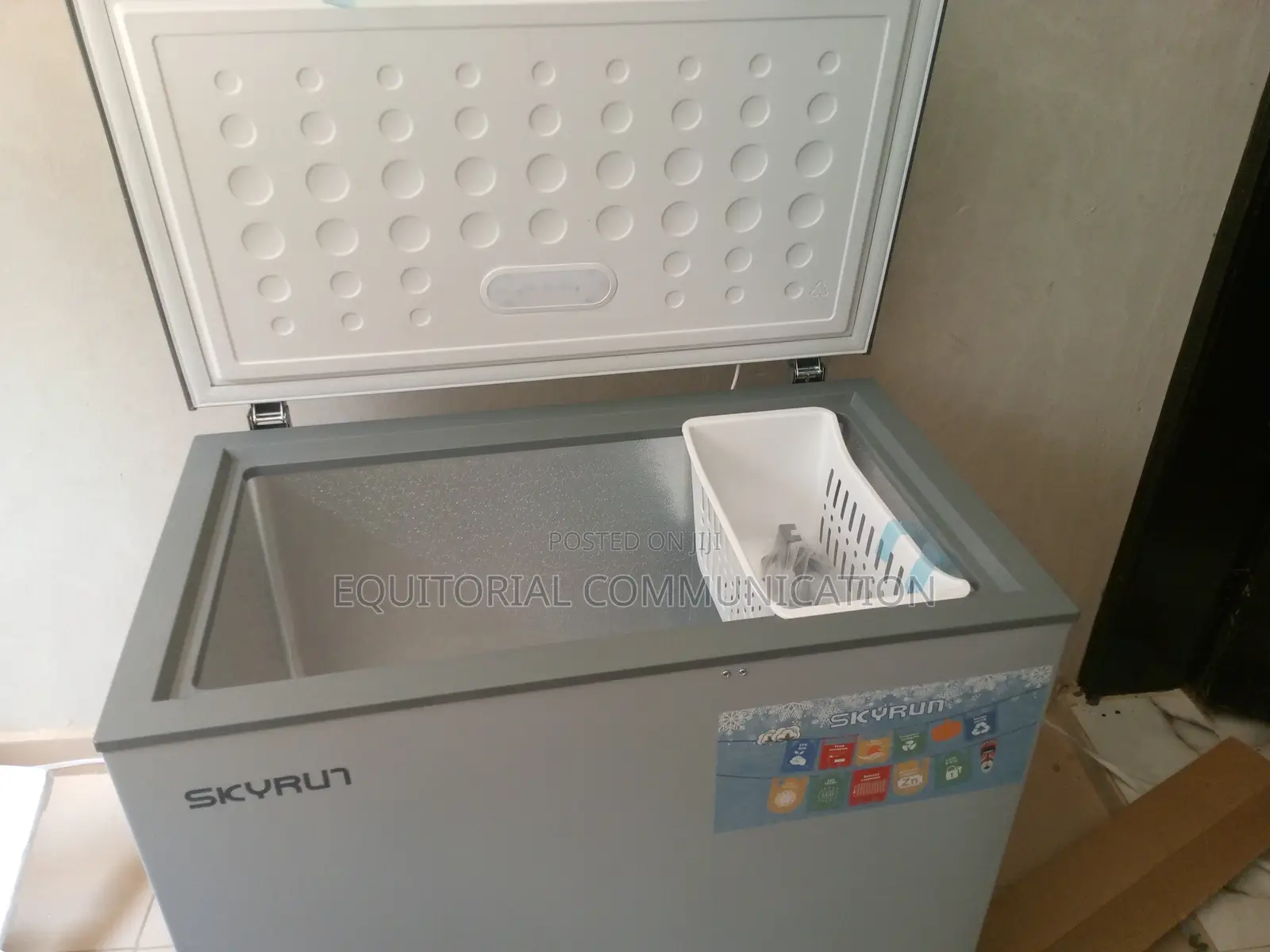 Quality Skyrun Chest Freezer 200l