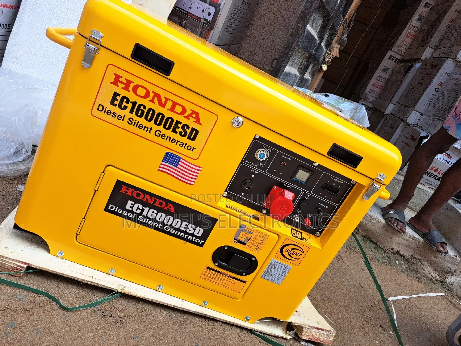 《》13.5kva Honda Three Phase Diesel Soundproof Generator 100%