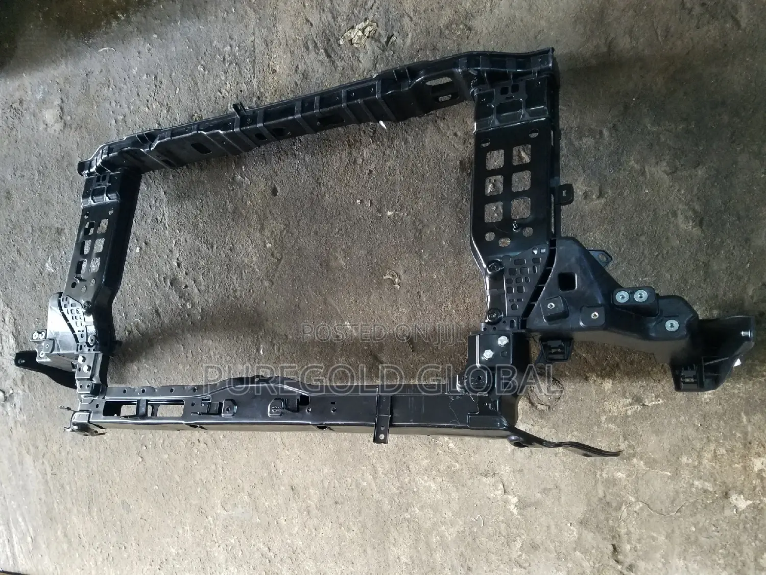 Radiator Support for Hyundai Santafe 2018 Model