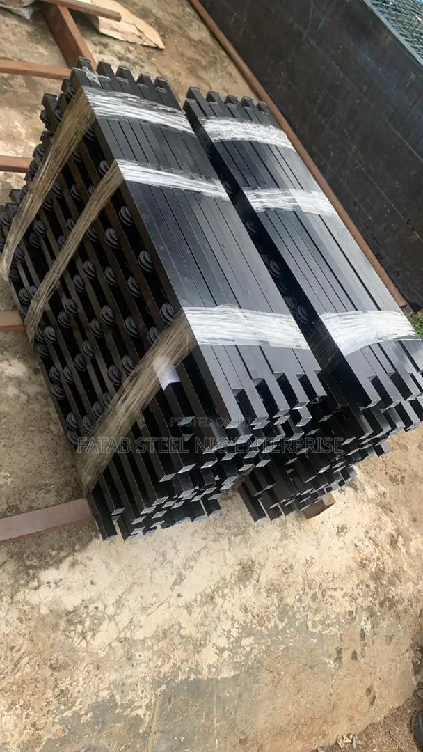 Aluminium Black Poles