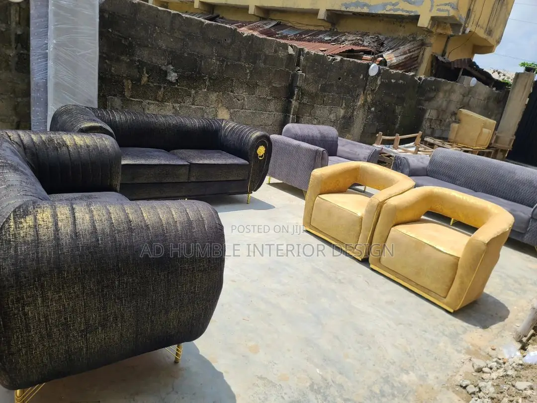 7 Sitter Standard Sofa Chair.