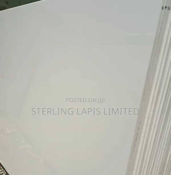 White Marble Quartz Slab