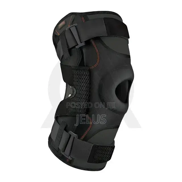 Knee Brace With Stabilizers