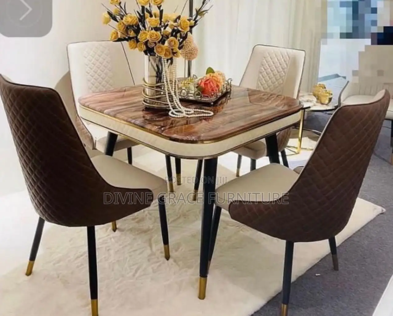 Classic Dinning Table With Chair