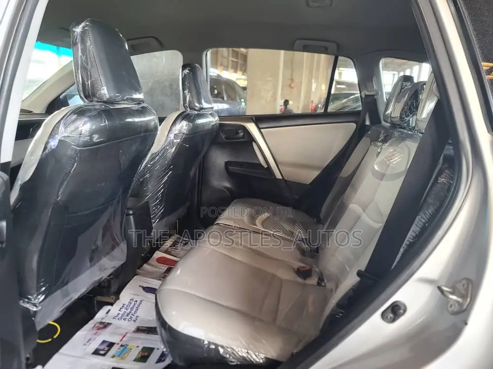 Toyota RAV4 2014 Silver