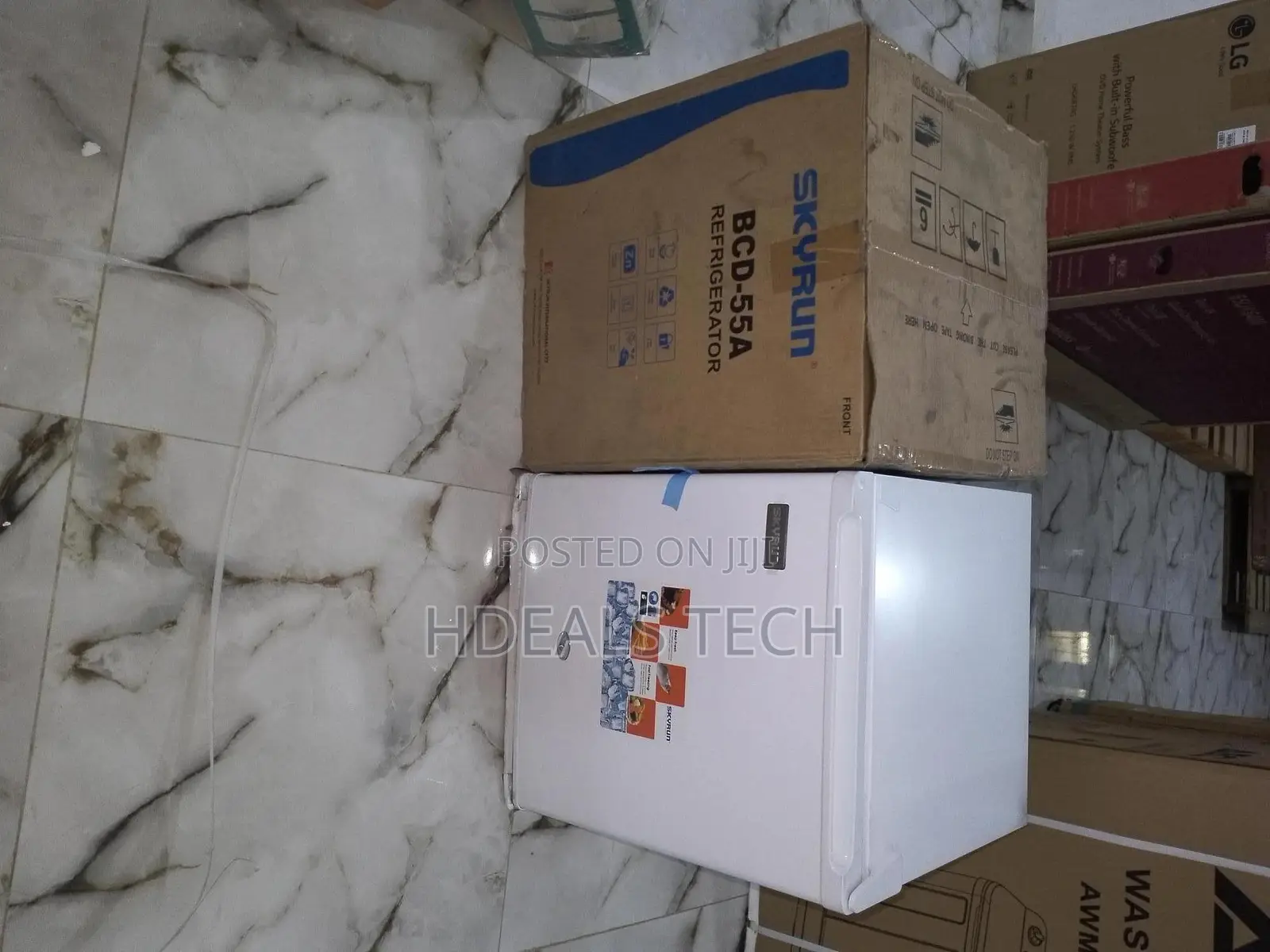 New and Durable Skyrun 50L Refrigerator.