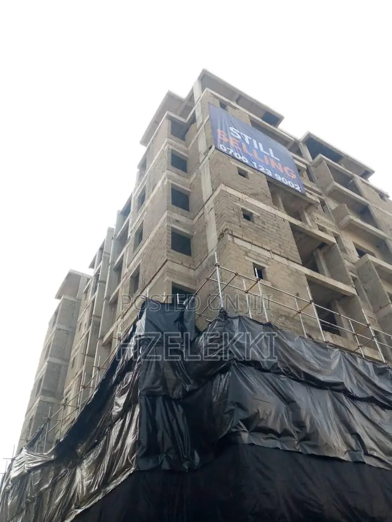 1bdrm Apartment in The Pearl Estate, Victoria Island for sale