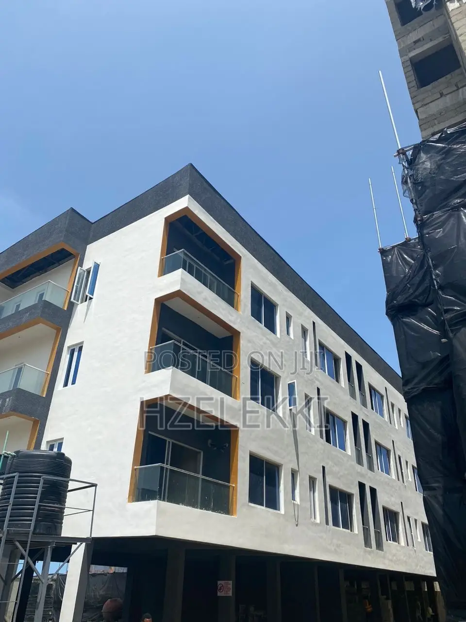 1bdrm Apartment in The Pearl Estate, Victoria Island for sale