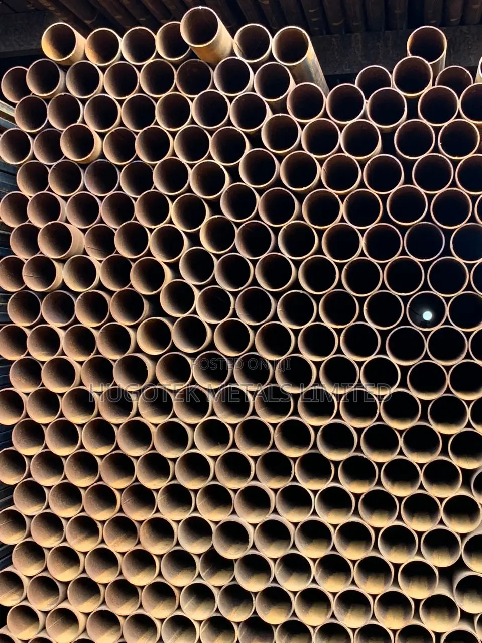 40x40 (1*1⁄2 X 1*1⁄2) Round Pipe
