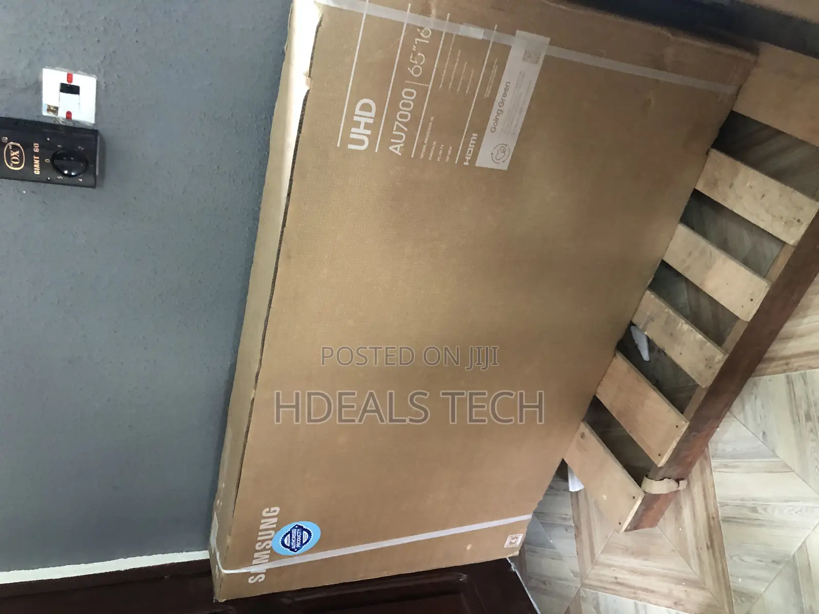Crystal Clear UHD Smart TV | Samsung 65 Inches