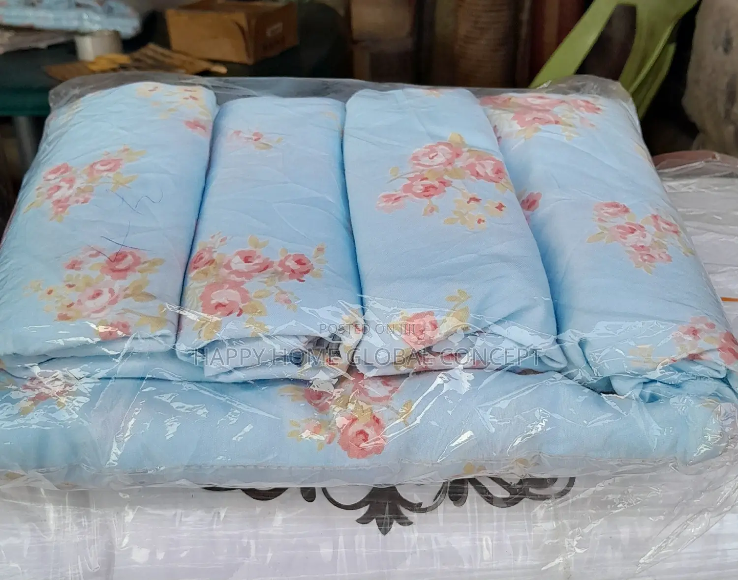 Quality Bedspreads 6 by 7 With 4 Pillowcases