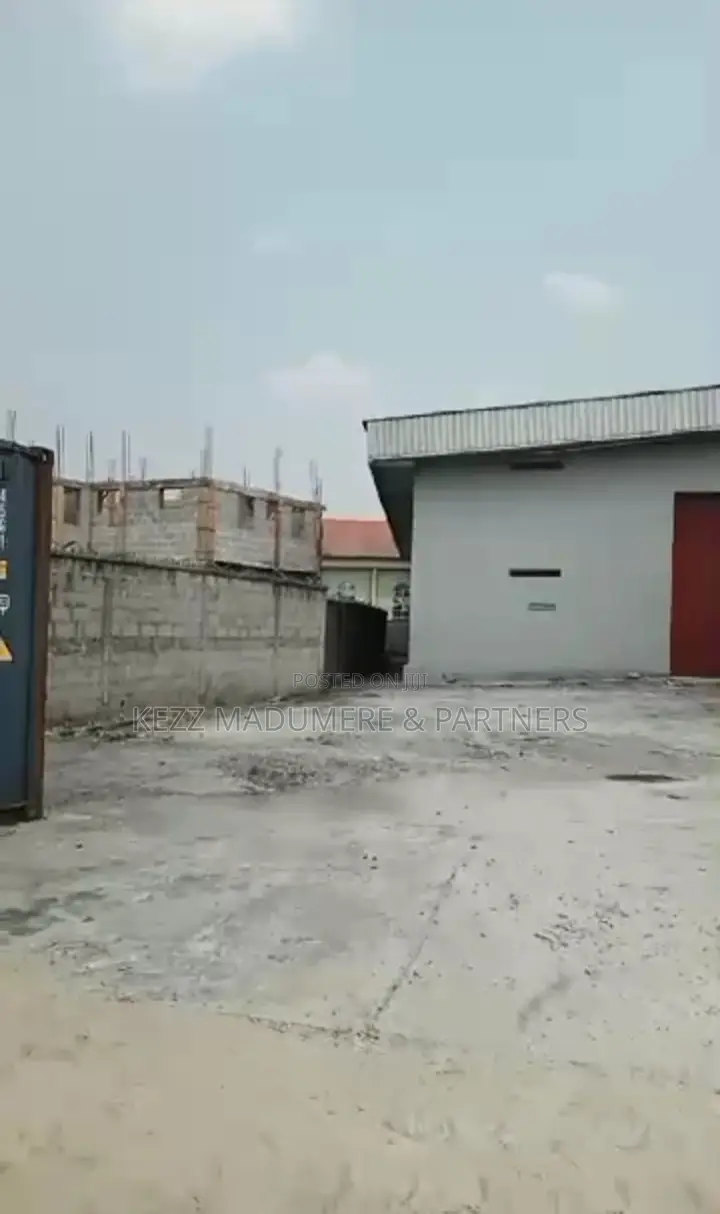 To Let/ Lease Warehouse