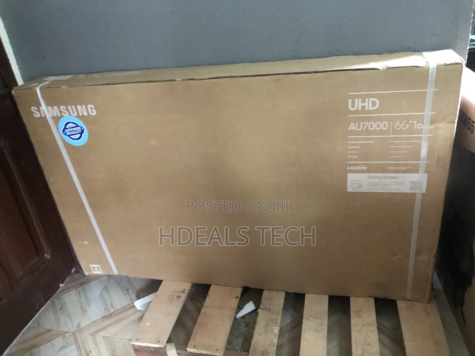 Samsung Brand 65 Inches Uhd Television.