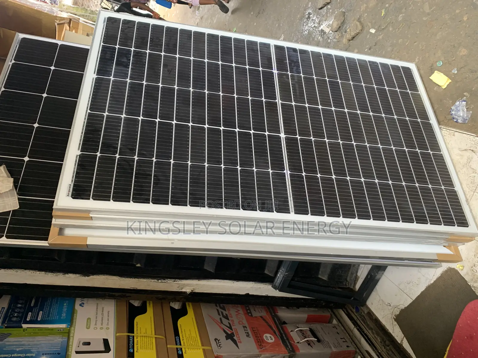 Jinko Solar Panel (Halfcut) 450watts