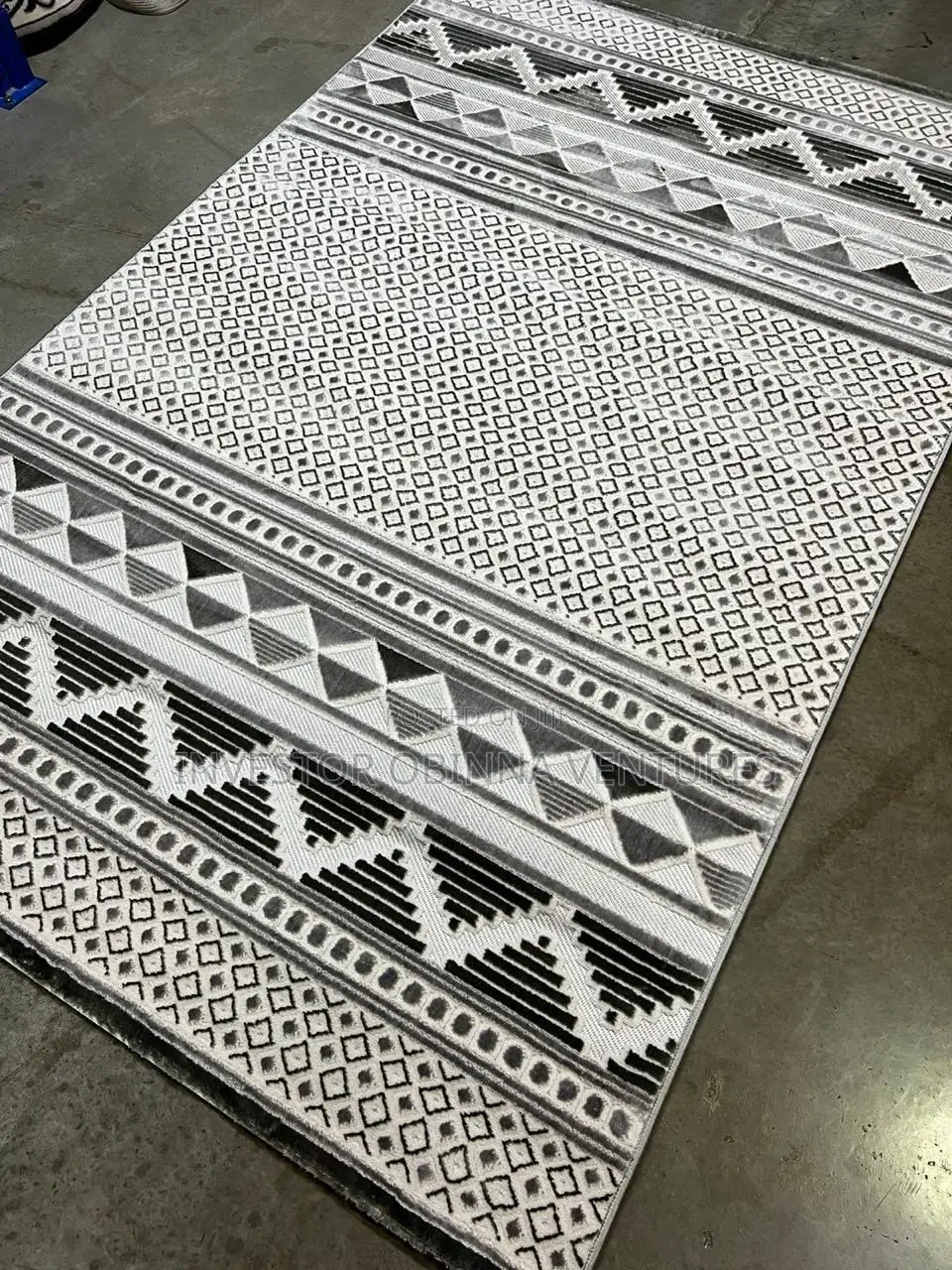 Persian Luxurious Turkey Center Rug- 4by6ft, 5by7ft, 7by10ft