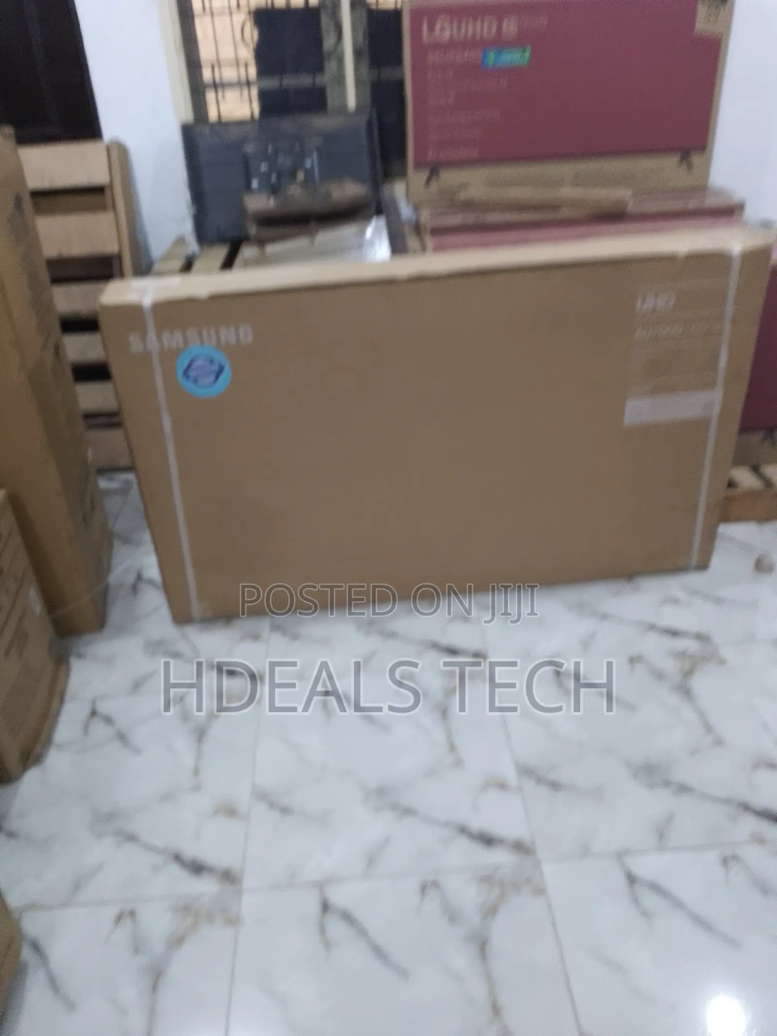 Stand-by 65 Inches Smart Television - Samsung.