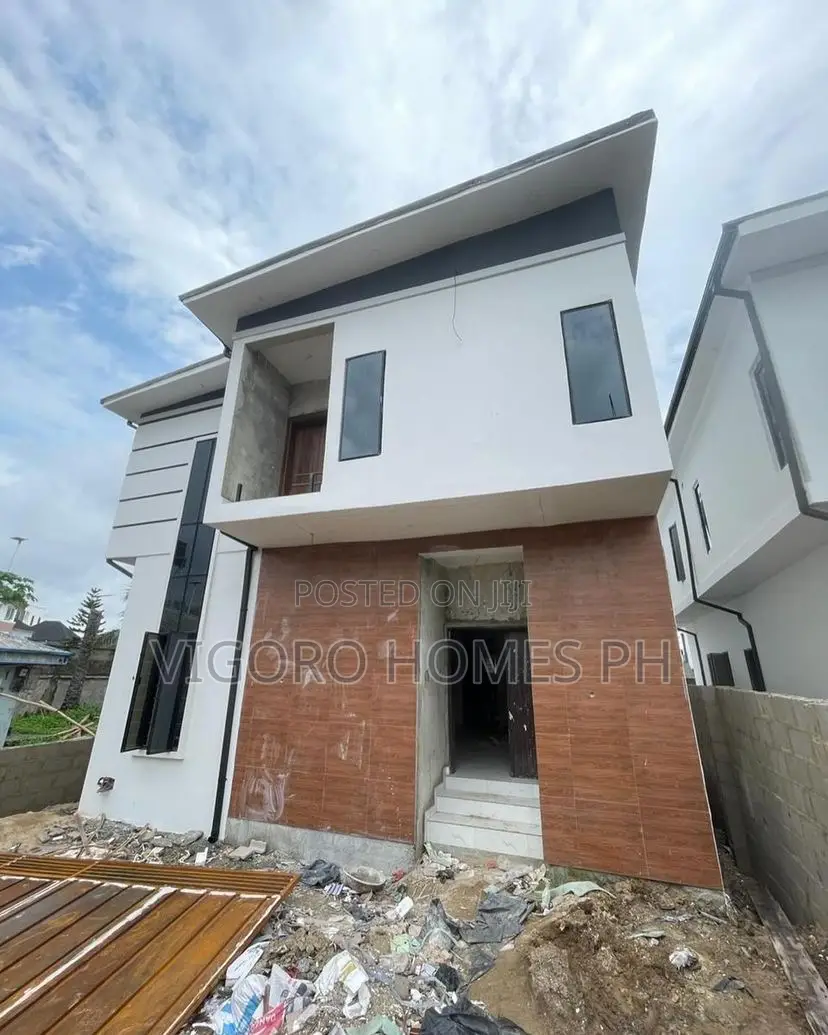 4bdrm Duplex in Port-Harcourt for sale