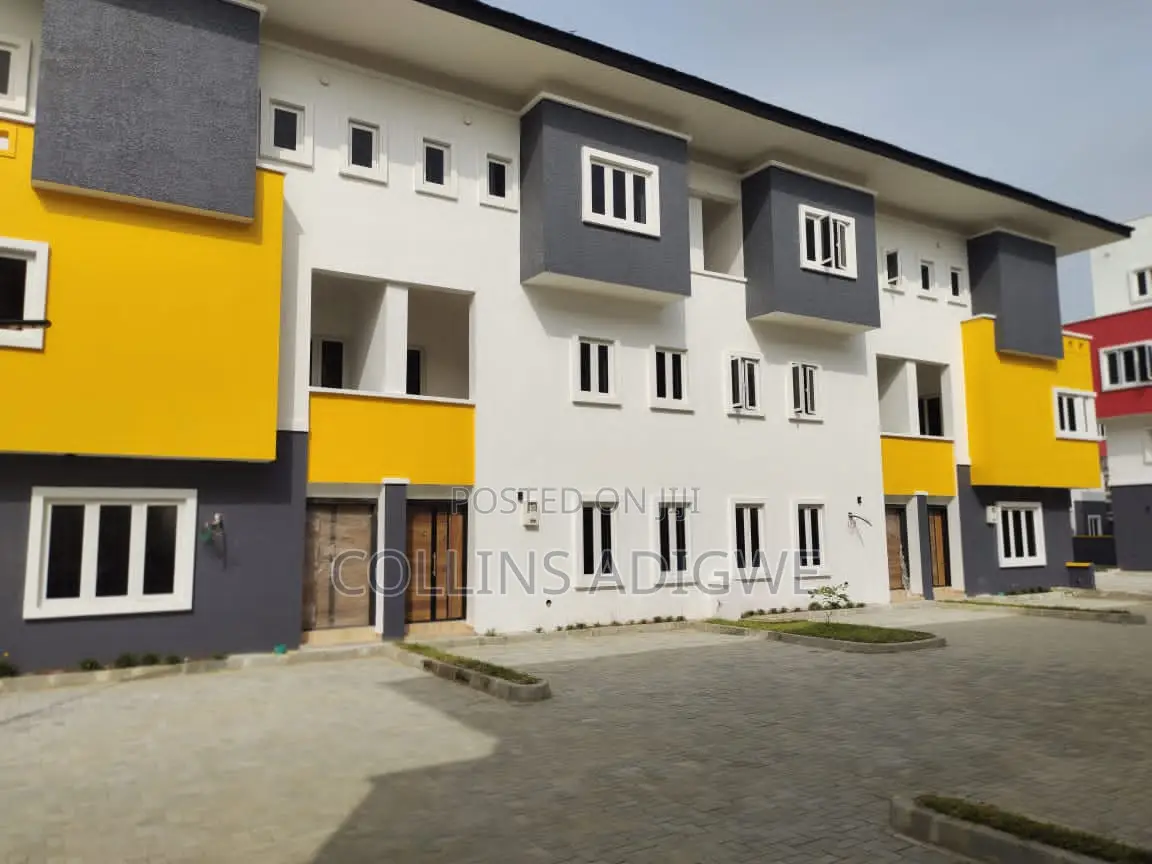 4bdrm Duplex in Ikate-Lekki Inside for sale