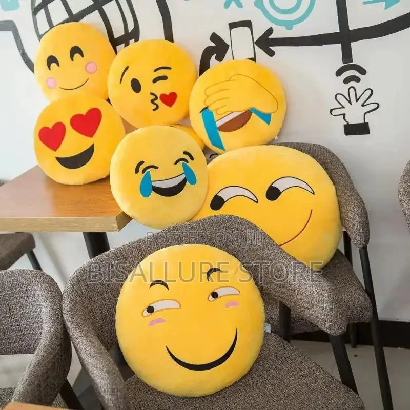 Smiley Cute Throw Pillow