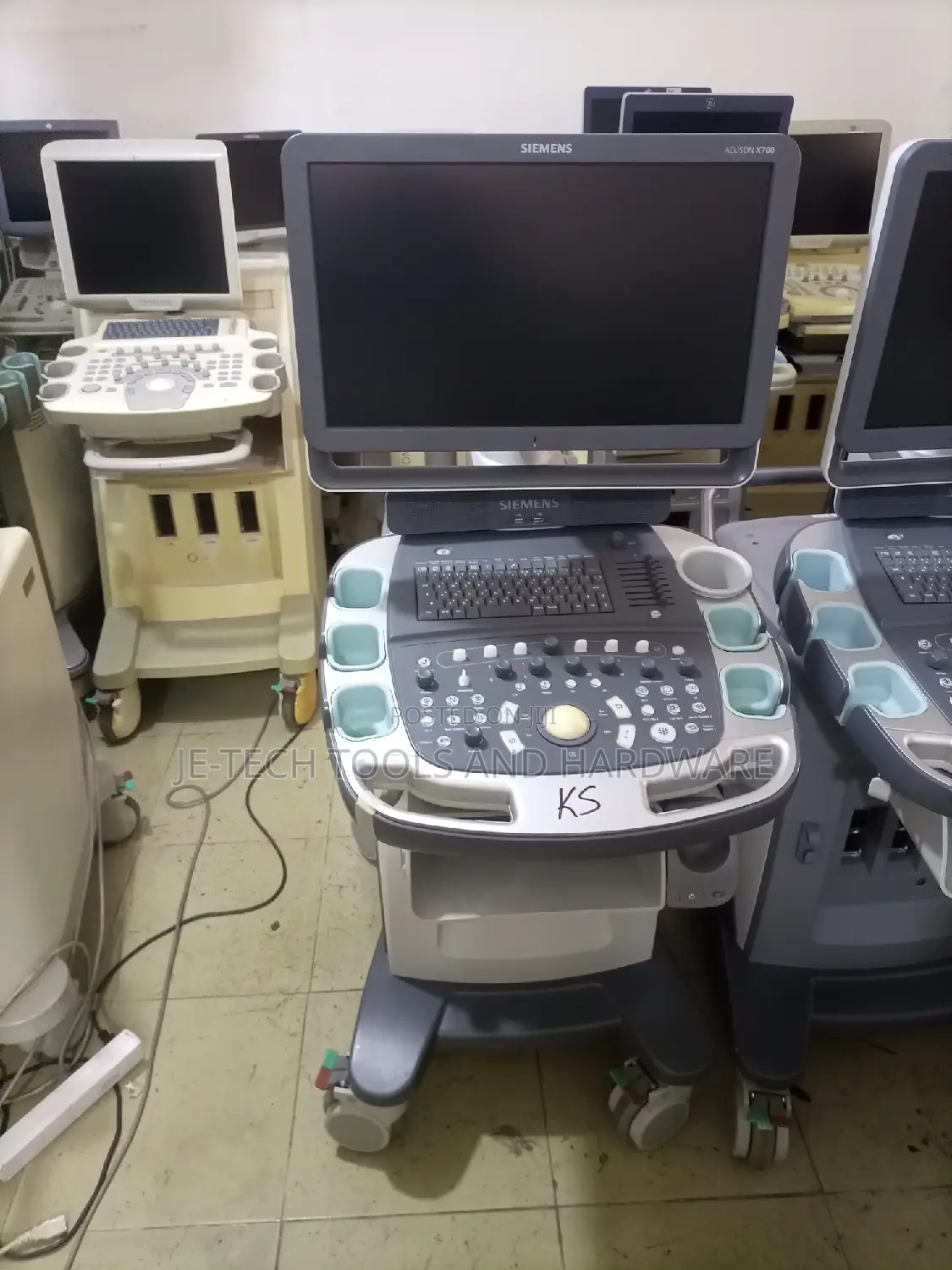 4D Siemens Acuson X700 Ultrasound Machine