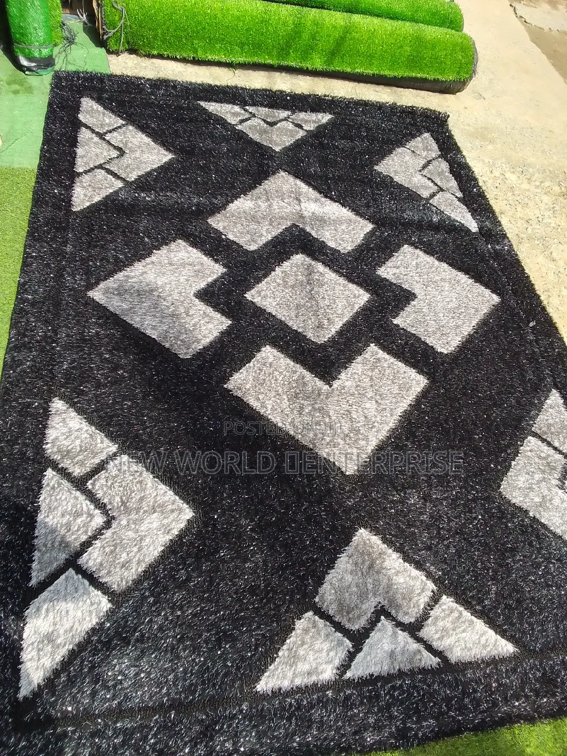 7by10 Feets Modern Turkish Black Shaggy Centre Rug