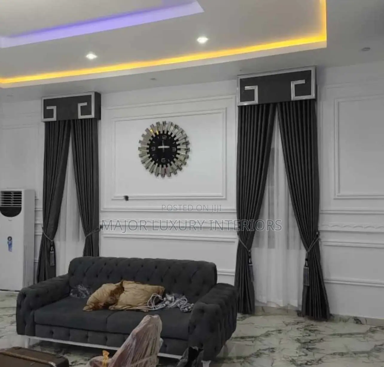 High Quality Royal Curtains With Design Board
