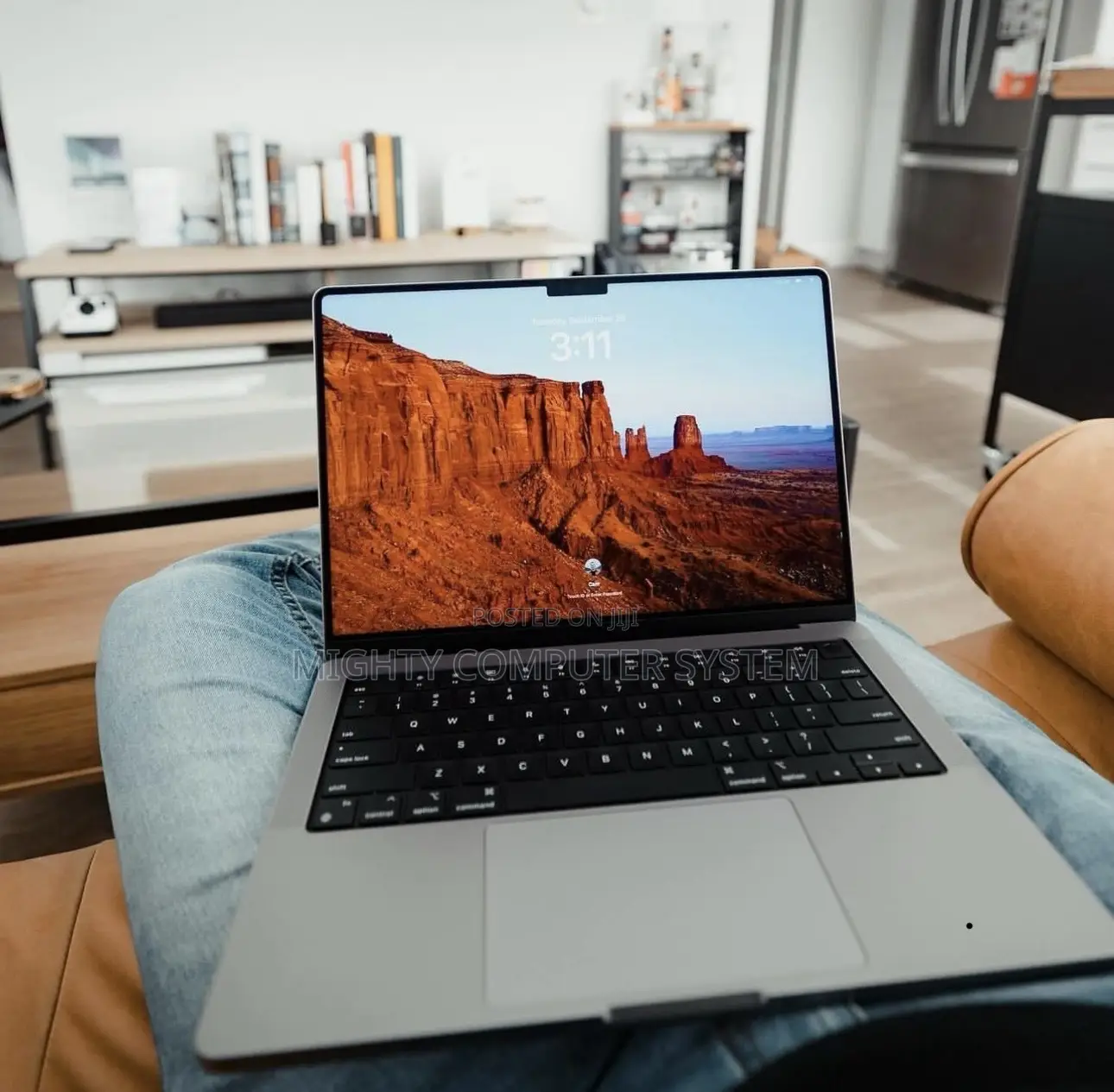 Laptop Apple MacBook Pro 2021 M1 16GB Apple M1 Pro SSHD+SSD 512GB