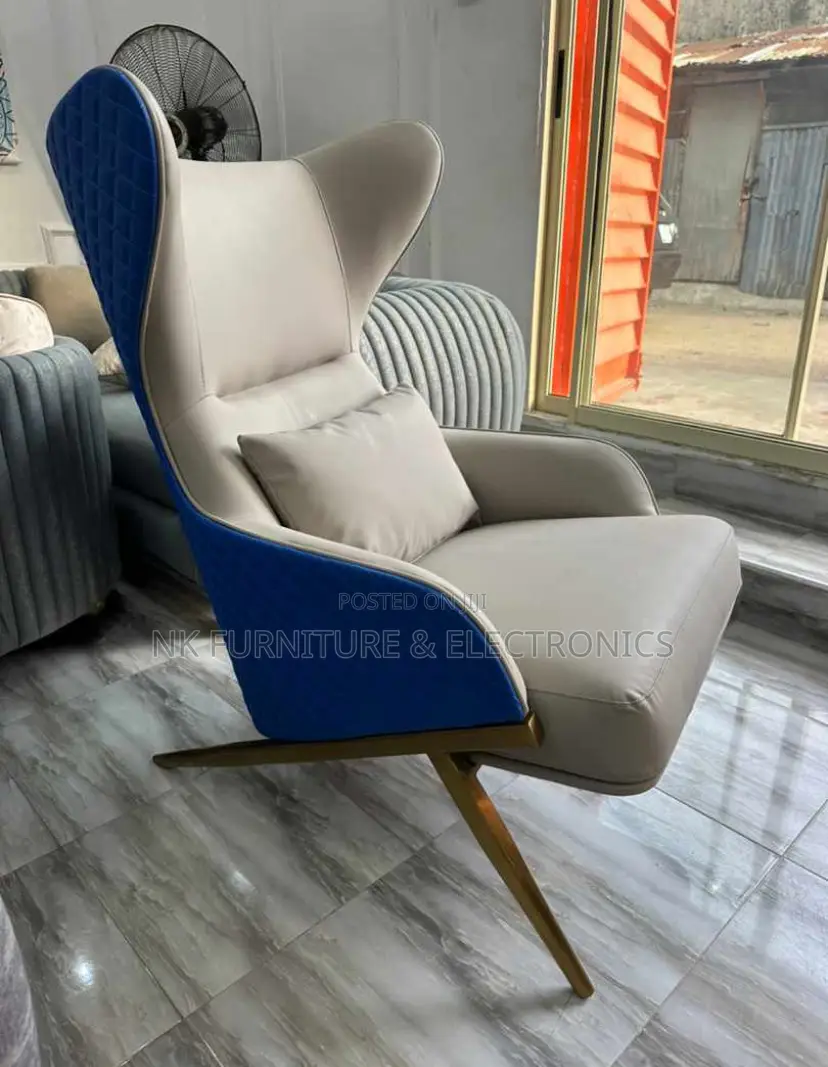Luxurious Single Sofa Chair
