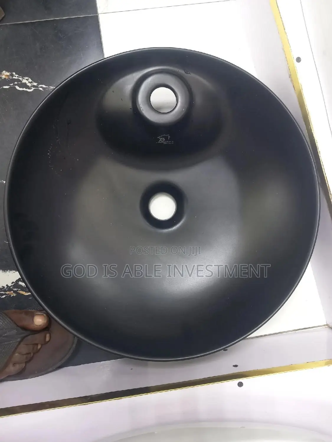 Black England Countertop Basin