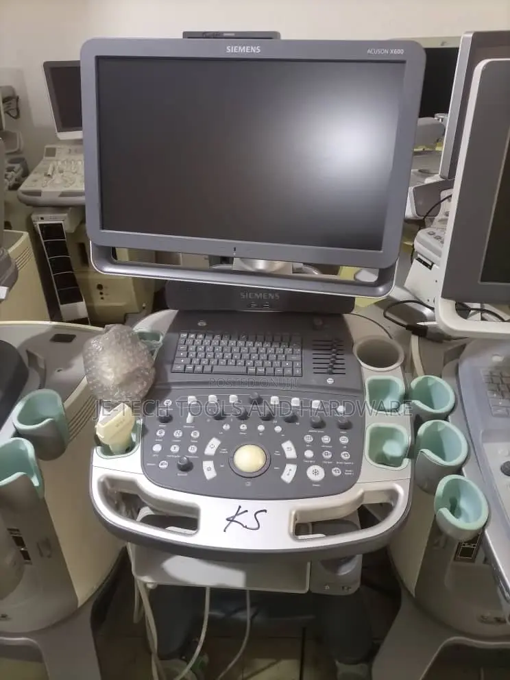 Siemens Acuson X600 Ultrasound Machine (Echo)