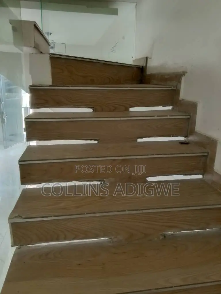 4bdrm Duplex in Orchid Road Chevron for sale