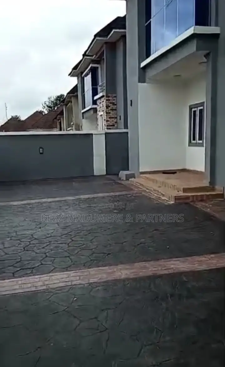 5bdrm Duplex in Independence Layout for sale
